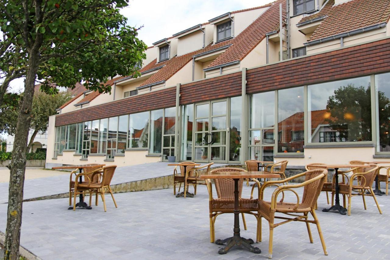 Hotel Les Dunes De Haan Exteriör bild