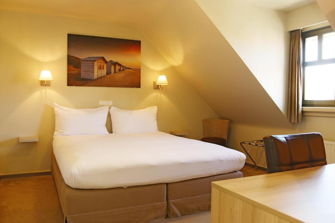 Hotel Les Dunes De Haan Exteriör bild